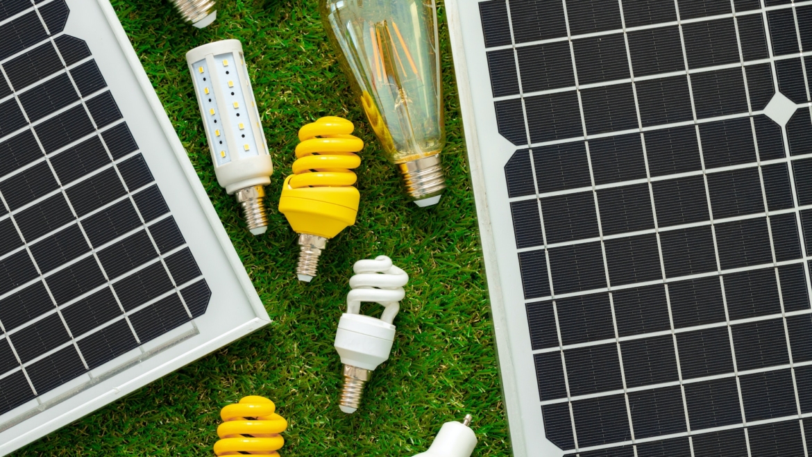 Eficiență energetică în casă și la birou: Sfaturi și soluții pentru a economisi energie și a reduce facturile
