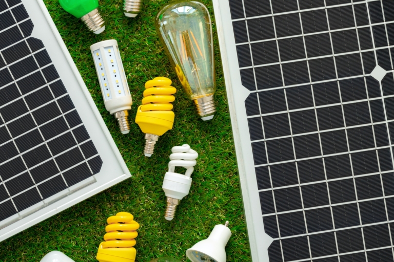 Eficiență energetică în casă și la birou: Sfaturi și soluții pentru a economisi energie și a reduce facturile Eficiență energetică în casă și la birou: Sfaturi și soluții pentru a economisi energie și a reduce facturile