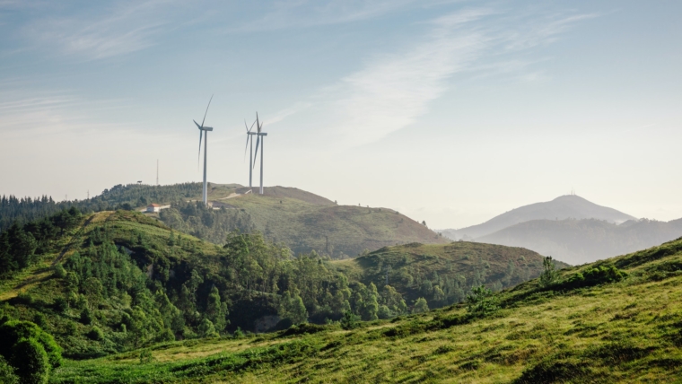 Energie curată și neepuizabilă: Beneficiile tehnologiei eoliene