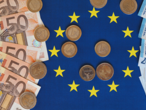 Fii liber financiar: Fonduri europene pentru dezvoltarea afacerii tale